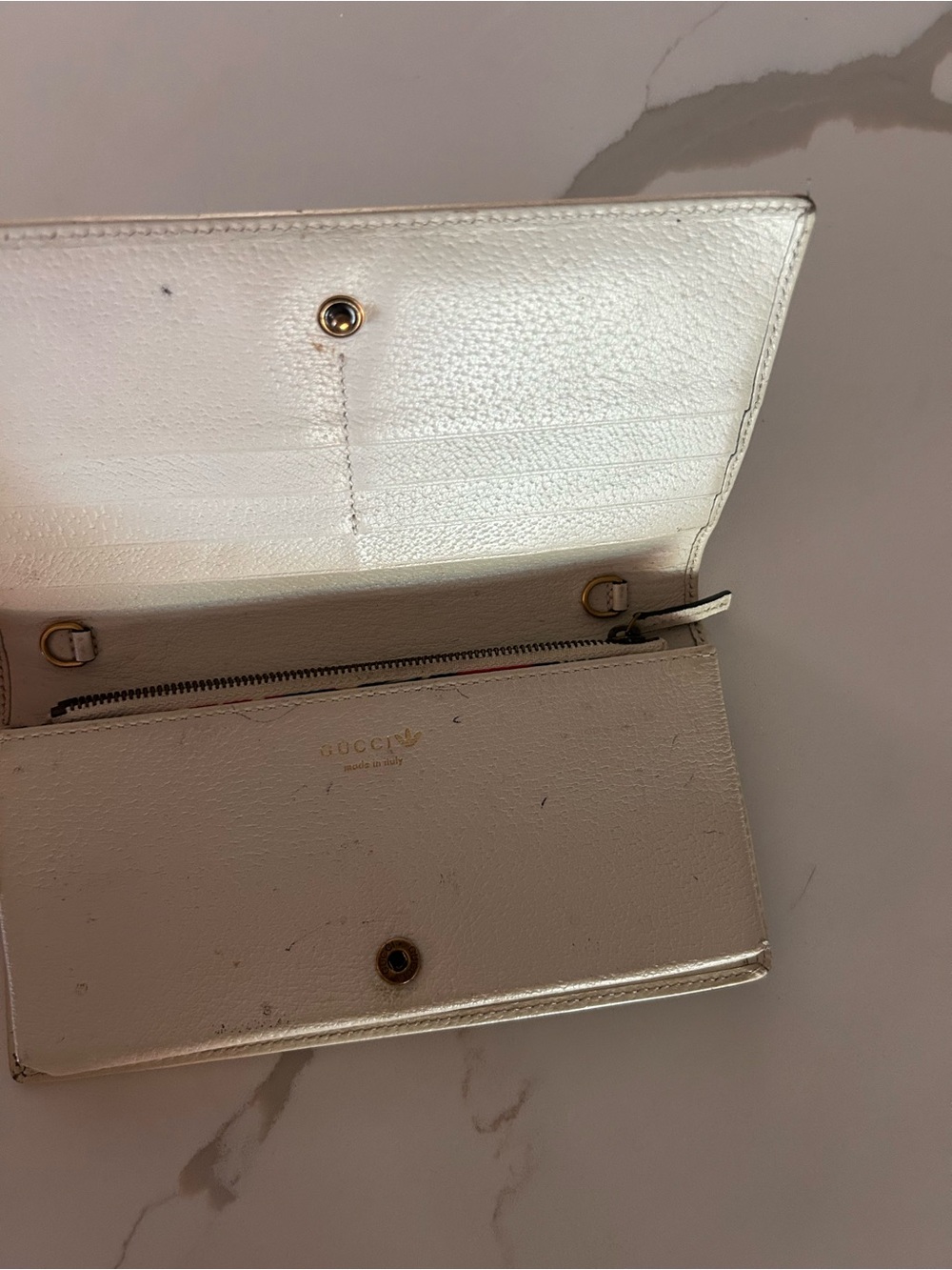 Gucci Black Key & Card Holder with Silver Logo - Picture 4 of 4